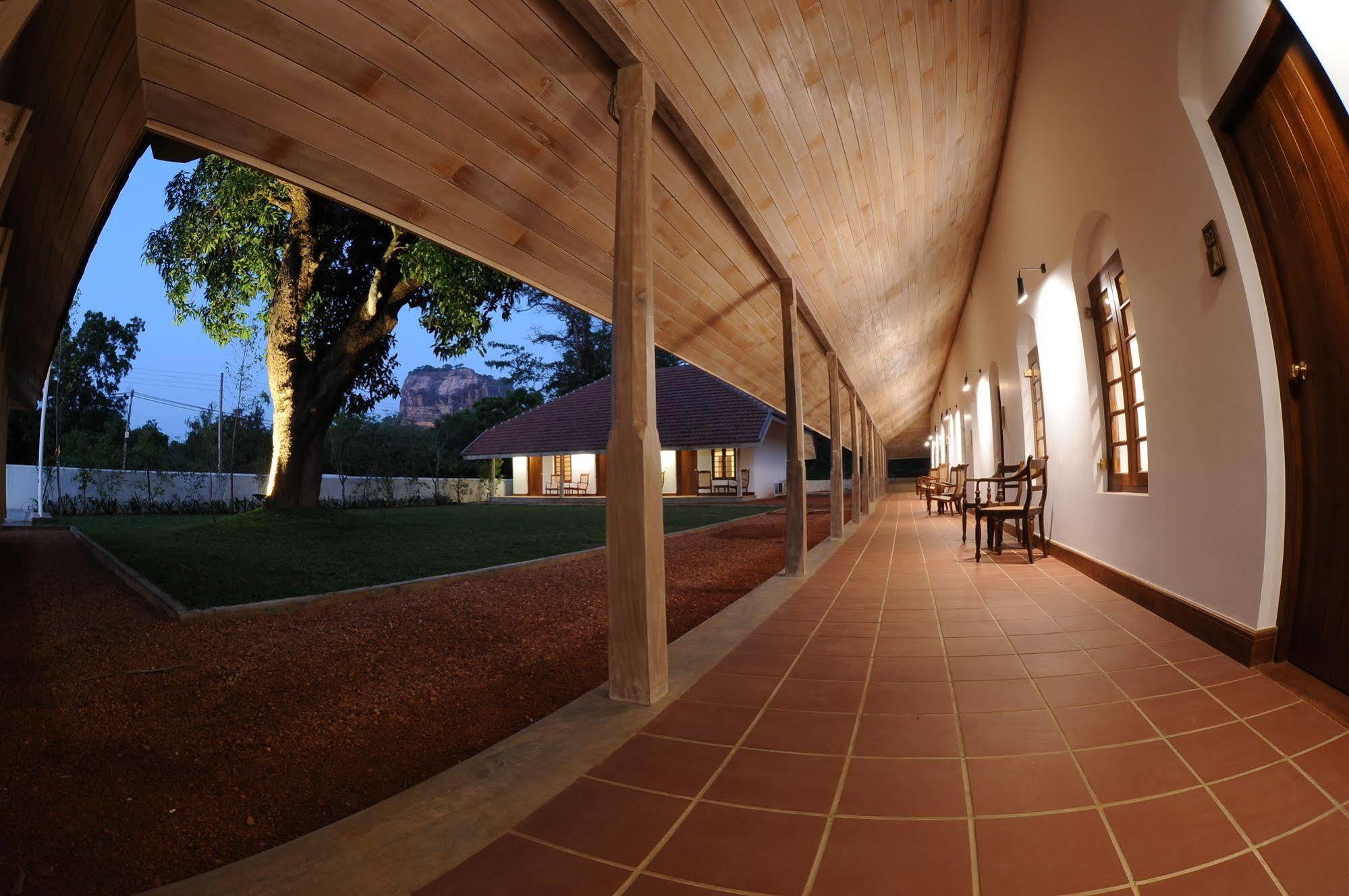 Ekho Sigiriya Hotel Exterior foto