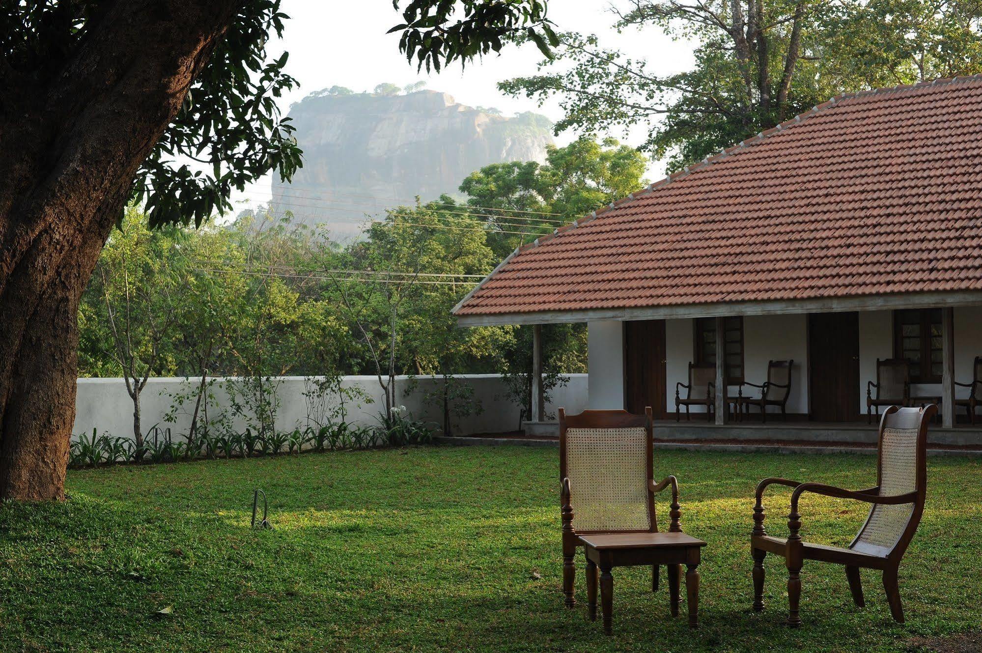 Ekho Sigiriya Hotel Exterior foto